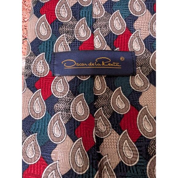 Oscar de la Renta Designer Mens Neck Tie 100% Silk Blue Red Beige Teardrop Tear - Picture 5 of 6